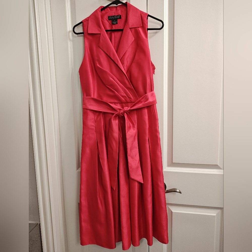 Jessica Howard Metallic Hot Pink Party Dress. Size 8.